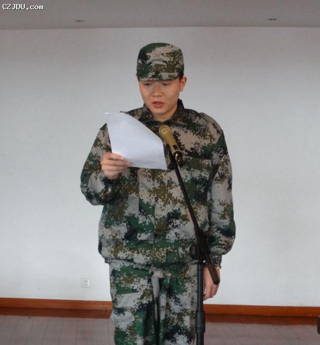 軍訓學生代表發言
