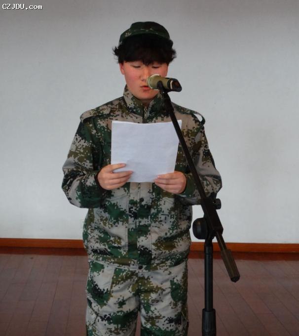 軍訓學生代表發言