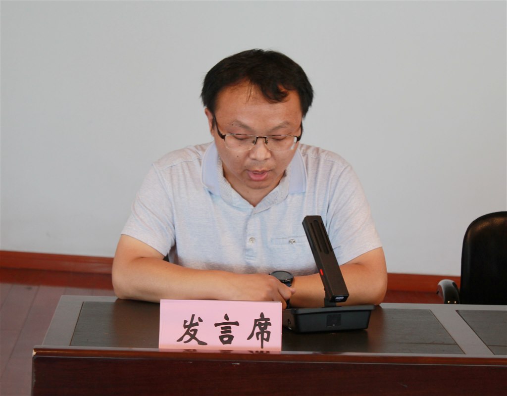 5教師代表發言.JPG