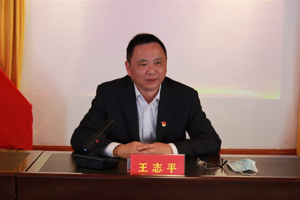 王誌平做總結.JPG
