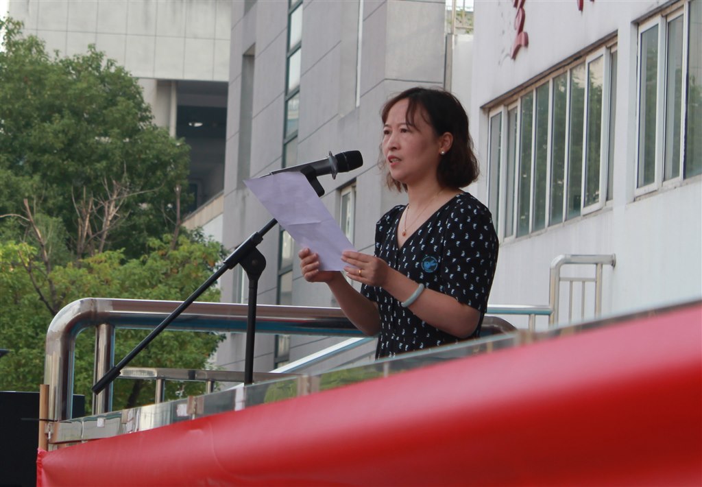 5鄭華君發言.JPG