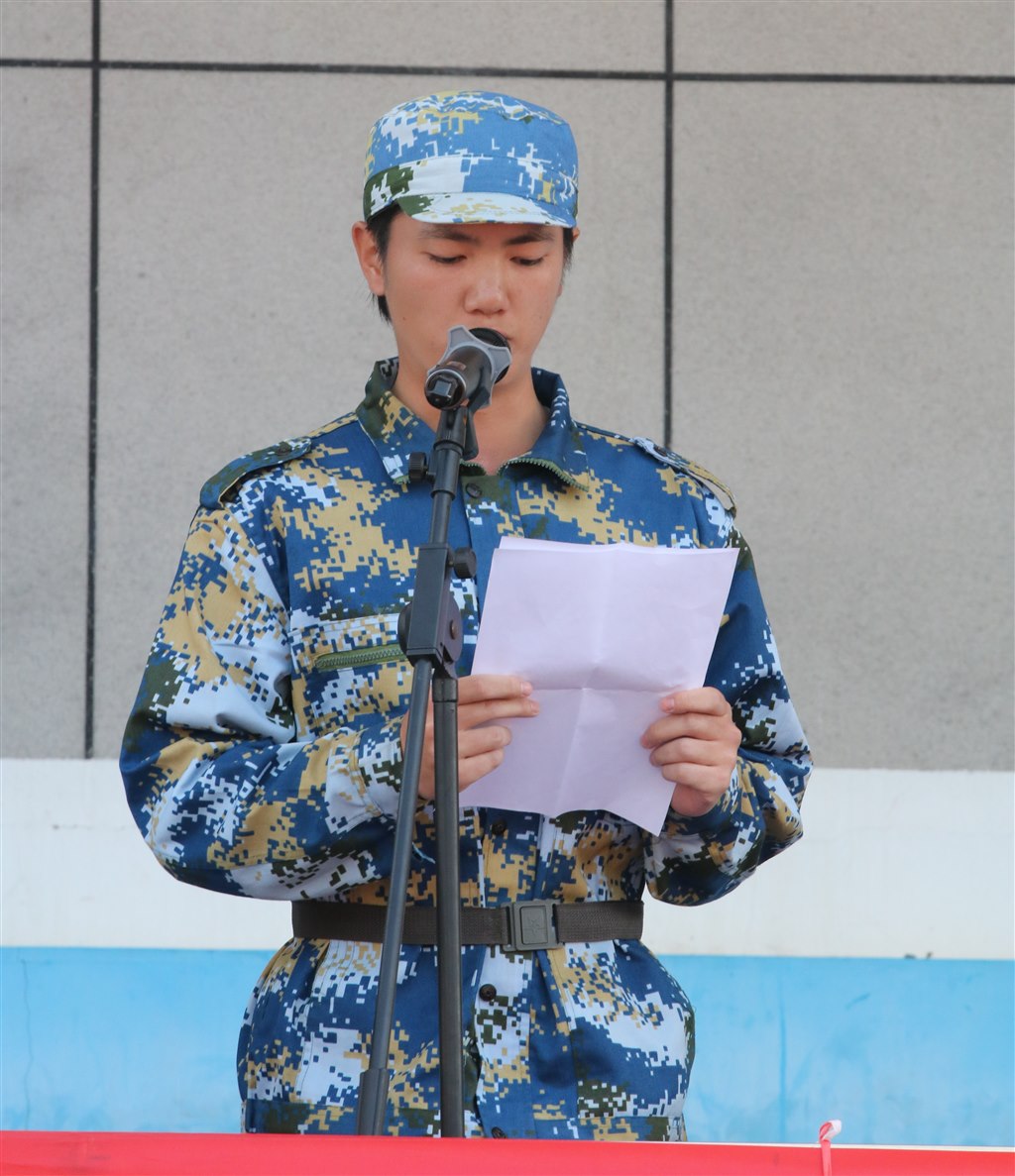 5優秀學生標兵發言.JPG