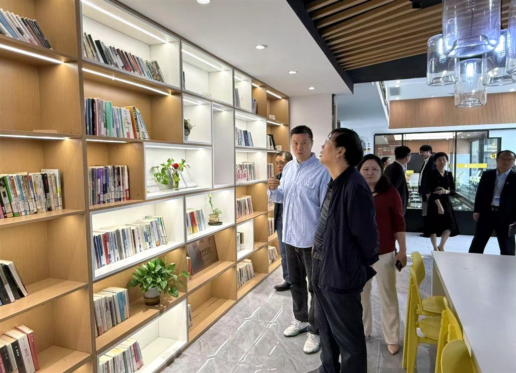 7參觀一站式學生社區4.jpg